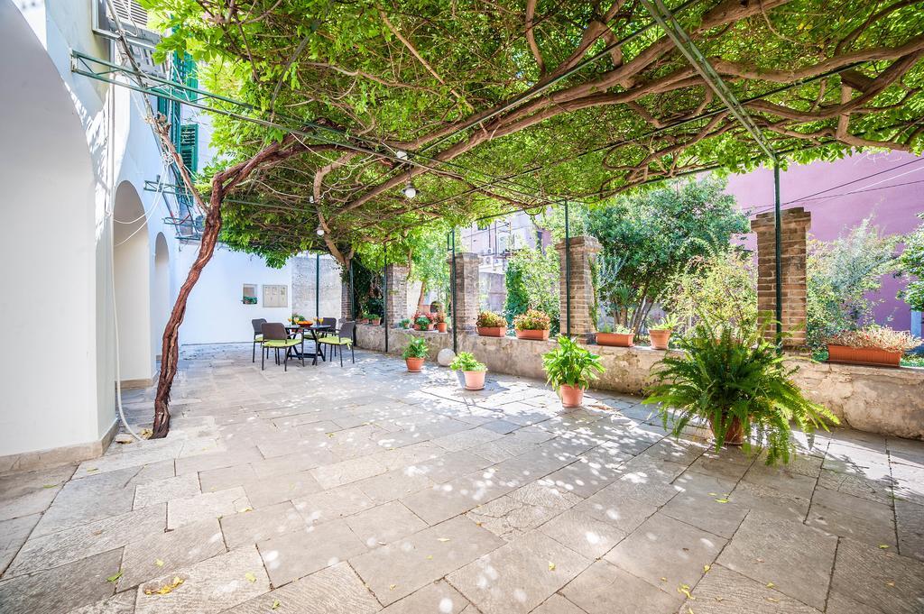 Apartment Heart Of The City Šibenik Exterior foto